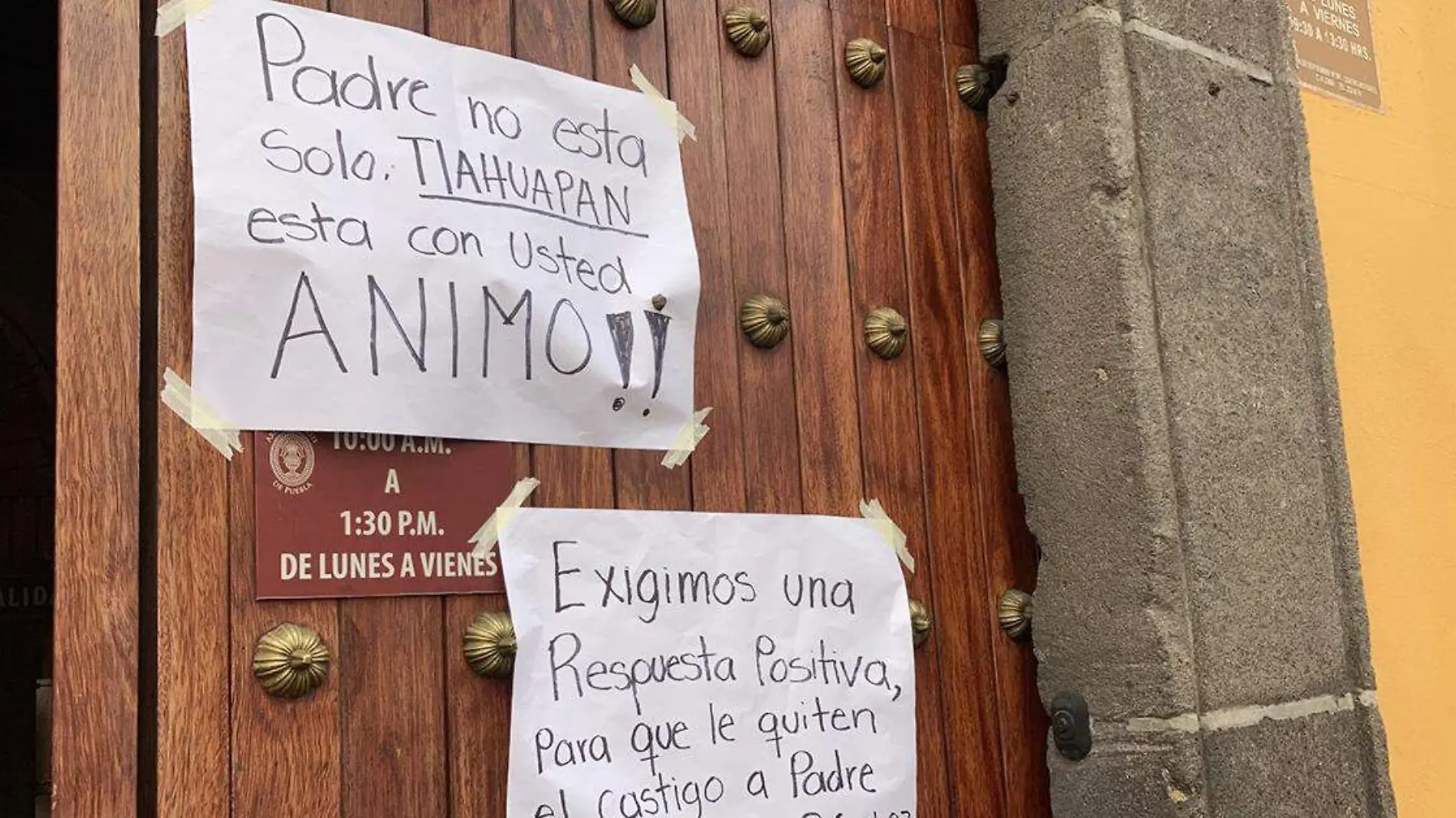 El pasado jueves un grupo de habitantes de Santa Rita Tlahuapan se manifestaron